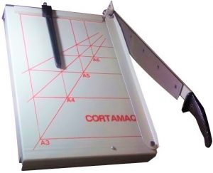 Guillotinas manuales para papel cizalla tamaño A3 en GD&M Peru